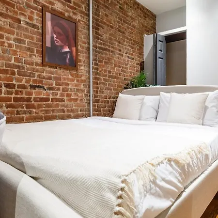 Apartment 294: Upper East Side